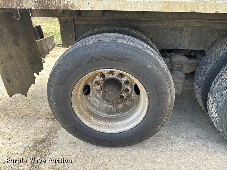 image for item ND9117 1988 GMC C7000 dump truck