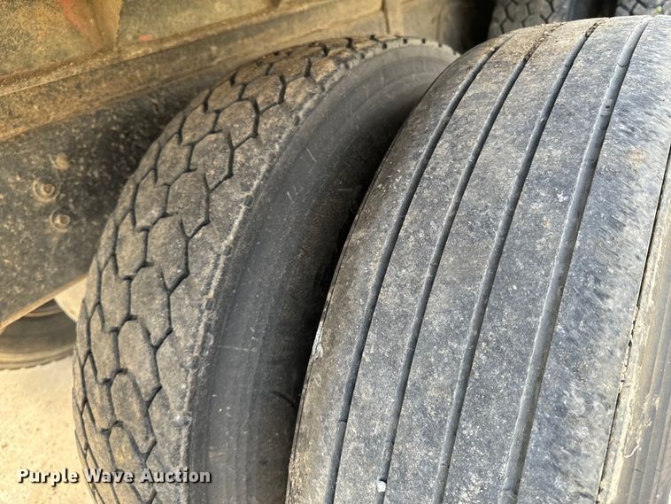 image for item ND9117 1988 GMC C7000 dump truck