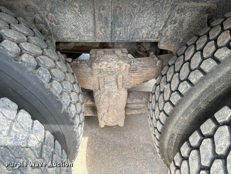 image for item ND9117 1988 GMC C7000 dump truck