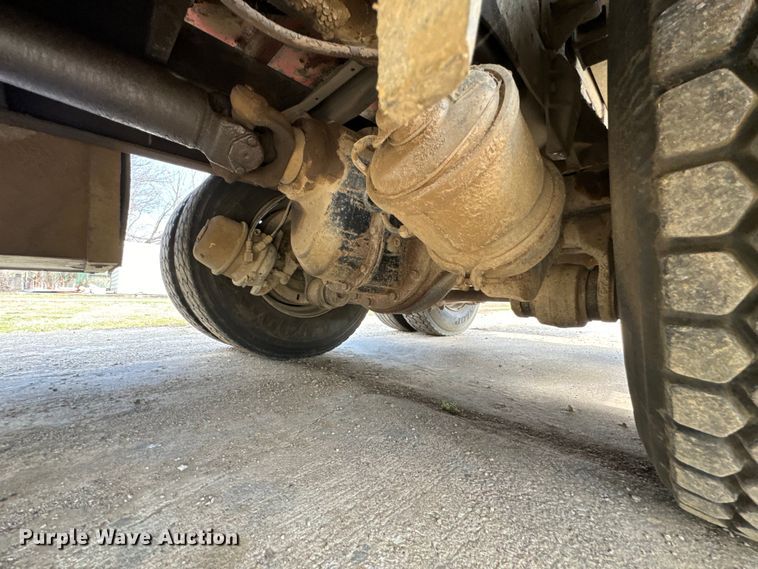 image for item ND9117 1988 GMC C7000 dump truck