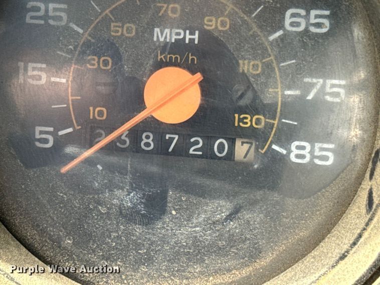 image for item ND9117 1988 GMC C7000 dump truck