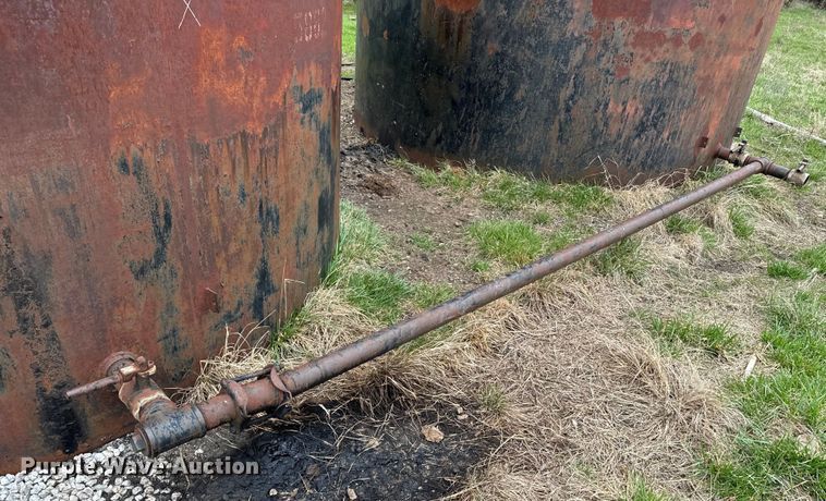 image for item ND9121 (2) steel oilfield tanks