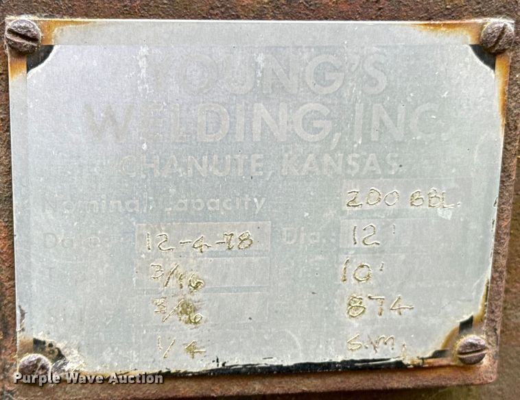 image for item ND9121 (2) steel oilfield tanks