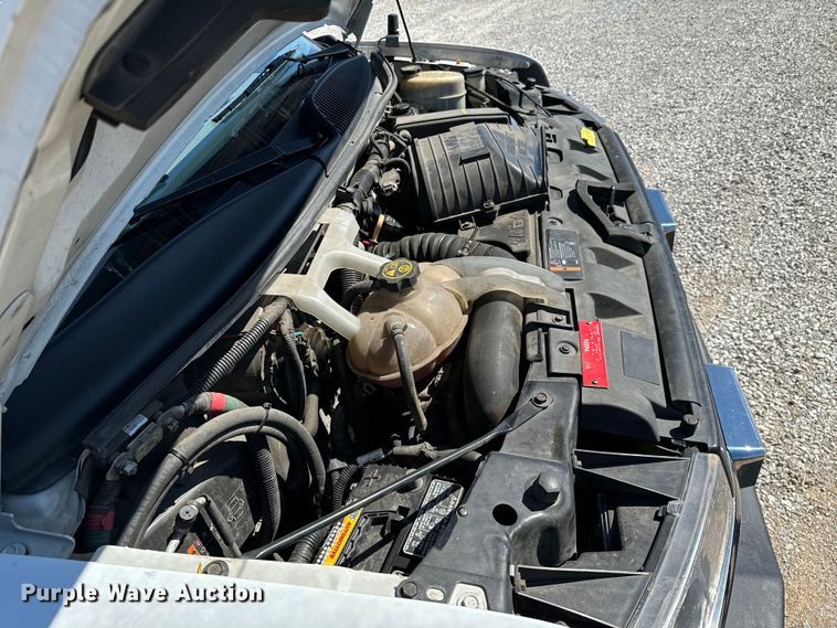 image for item ND9126 2016 Chevrolet  Express 4500 ambulance