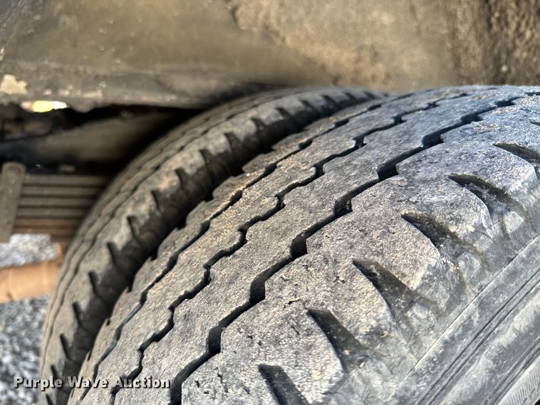 image for item ND9127 2014 Chevrolet Express 4500 ambulance