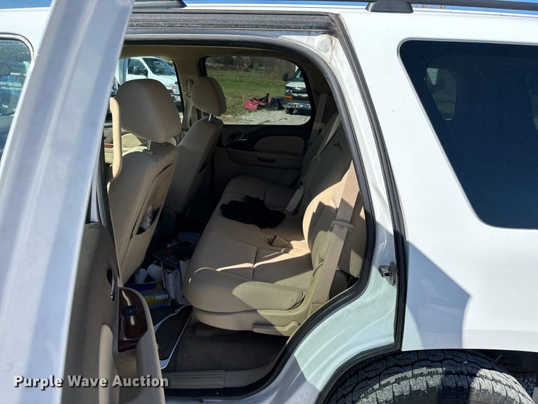 image for item ND9128 2011 GMC Yukon SUV