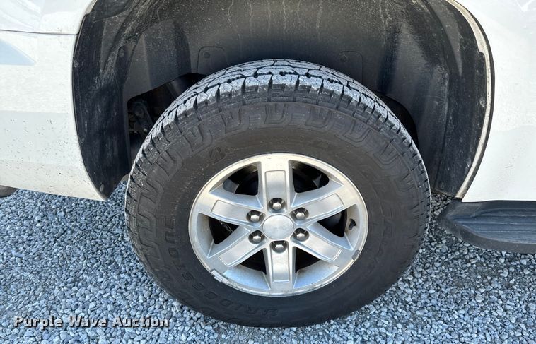 image for item ND9128 2011 GMC Yukon SUV