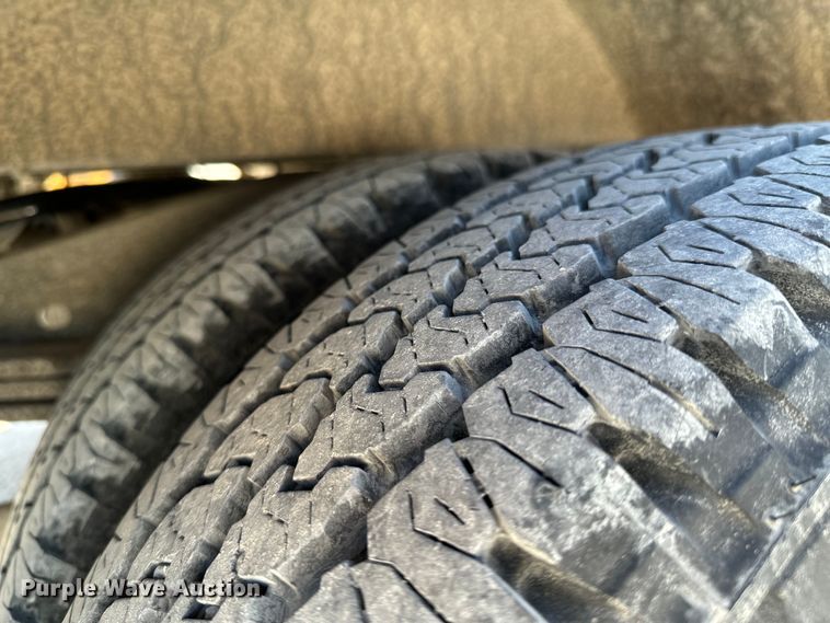 image for item ND9138 1999 GMC Savana 3500 school bus