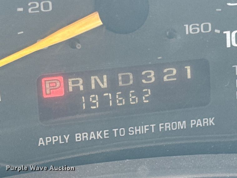 image for item ND9138 1999 GMC Savana 3500 school bus