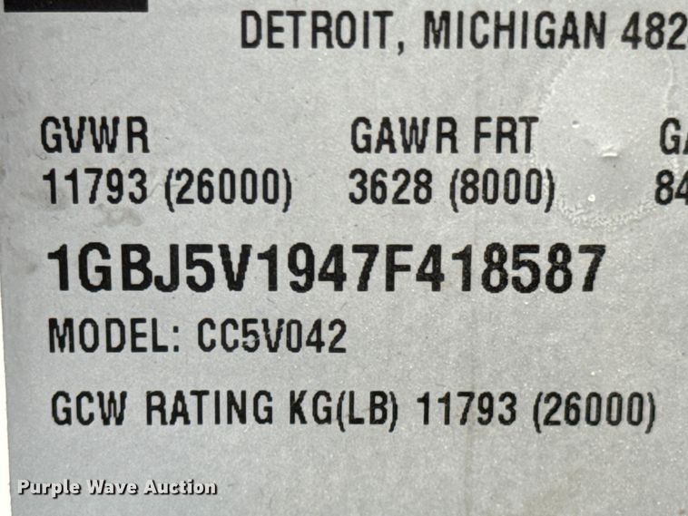 image for item ND9155 2007 Chevrolet C5500 shuttle bus