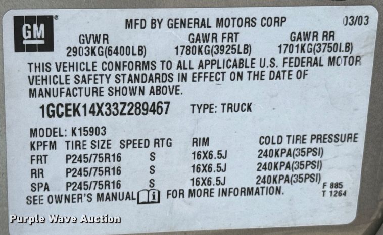 image for item ND9175 2003 Chevrolet Silverado 1500 pickup truck