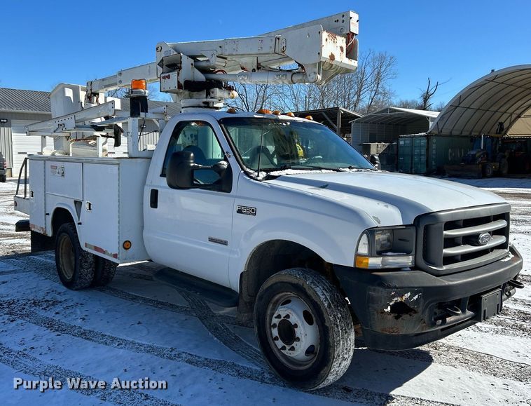 image for item NE9716 2003 Ford F550 Super Duty XL bucket truck