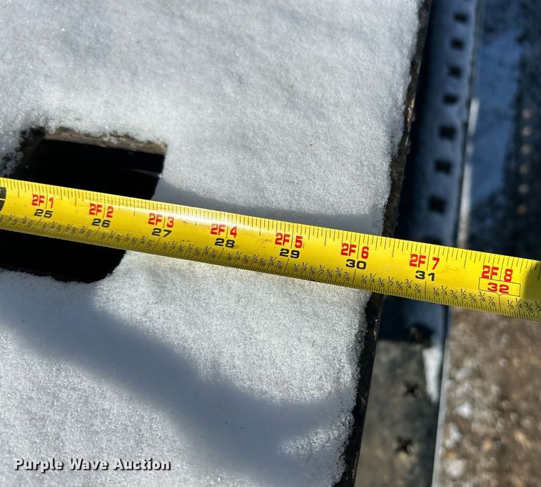 image for item NE9716 2003 Ford F550 Super Duty XL bucket truck