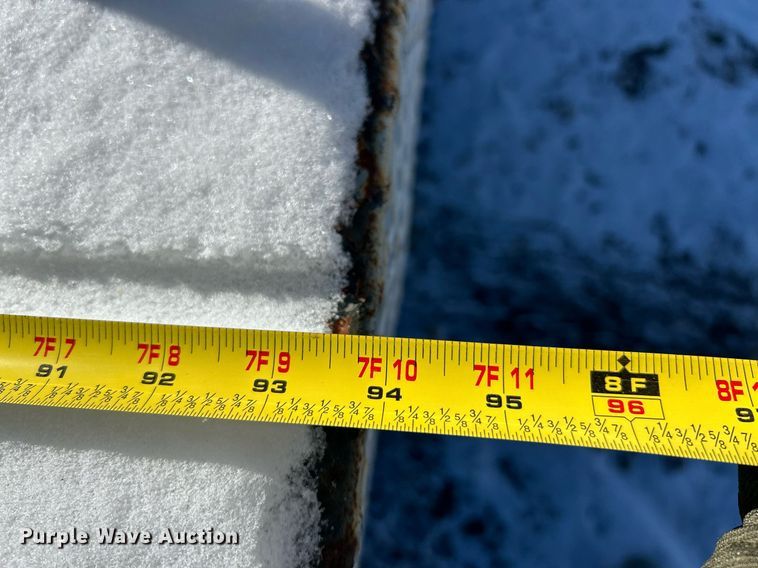 image for item NE9716 2003 Ford F550 Super Duty XL bucket truck