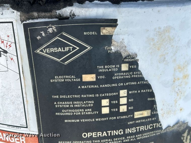 image for item NE9716 2003 Ford F550 Super Duty XL bucket truck