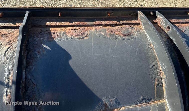 image for item NF9381 2011 Kenworth  T800 dump truck