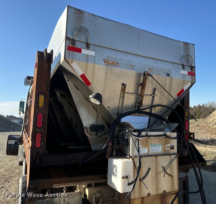 image for item NF9381 2011 Kenworth  T800 dump truck