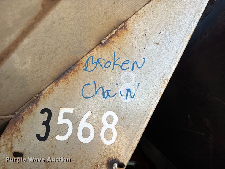 image for item NF9381 2011 Kenworth  T800 dump truck