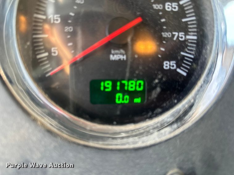 image for item NF9381 2011 Kenworth  T800 dump truck