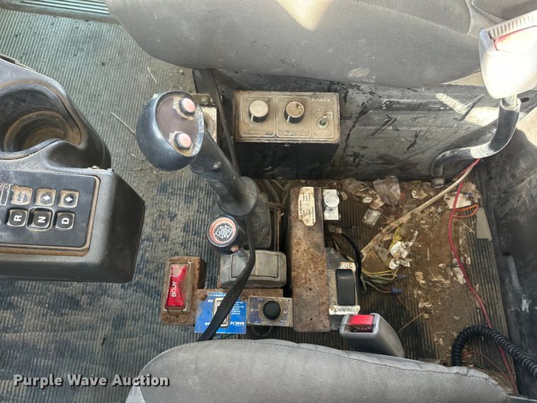 image for item NF9382 2011 Kenworth  T800 dump truck