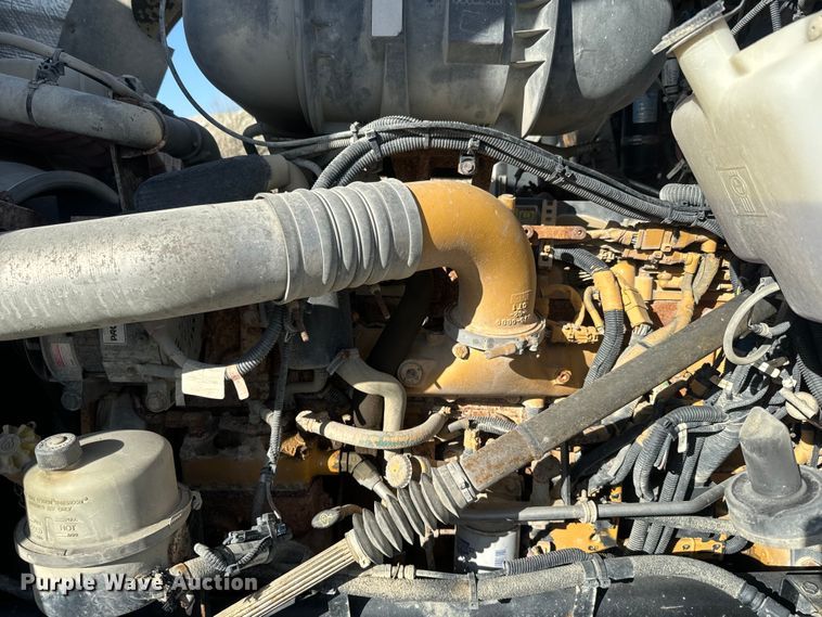 image for item NF9382 2011 Kenworth  T800 dump truck