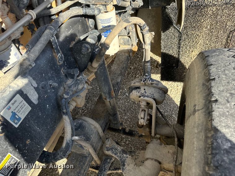 image for item NF9382 2011 Kenworth  T800 dump truck