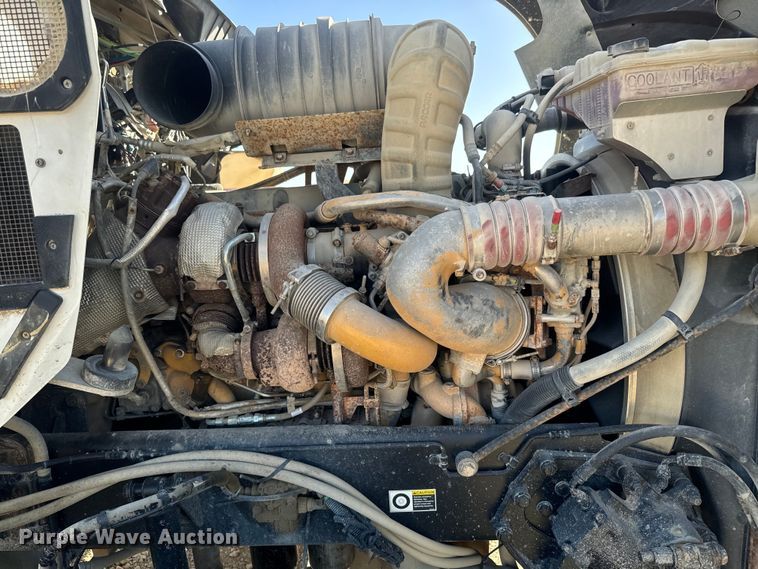 image for item NF9382 2011 Kenworth  T800 dump truck