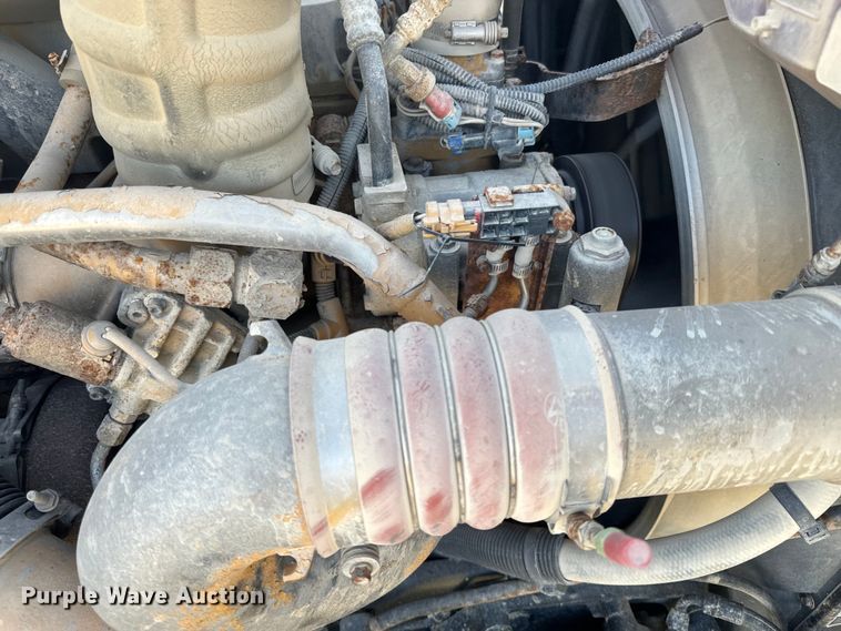 image for item NF9382 2011 Kenworth  T800 dump truck