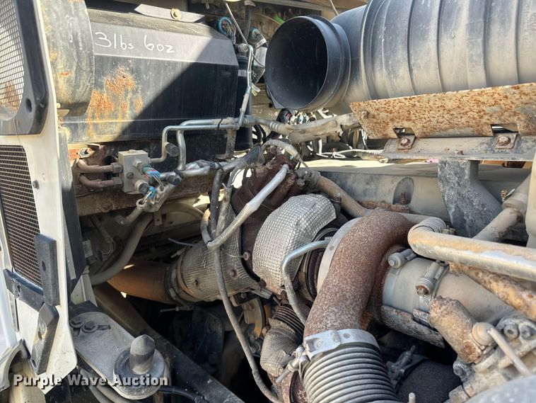 image for item NF9382 2011 Kenworth  T800 dump truck