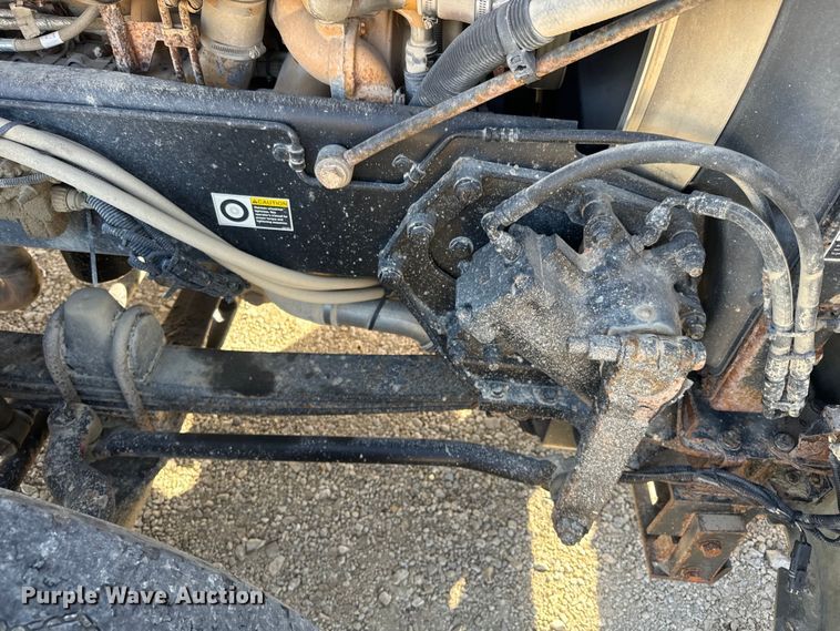 image for item NF9382 2011 Kenworth  T800 dump truck