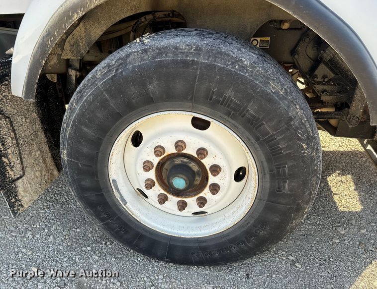 image for item NF9382 2011 Kenworth  T800 dump truck