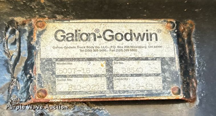 image for item NF9382 2011 Kenworth  T800 dump truck