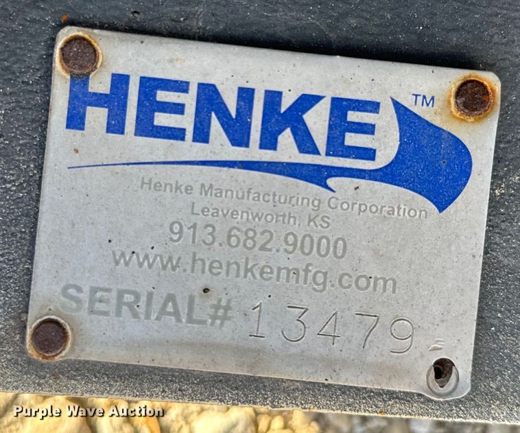 image for item NF9382 2011 Kenworth  T800 dump truck