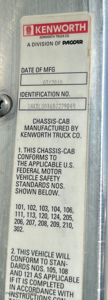 image for item NF9382 2011 Kenworth  T800 dump truck