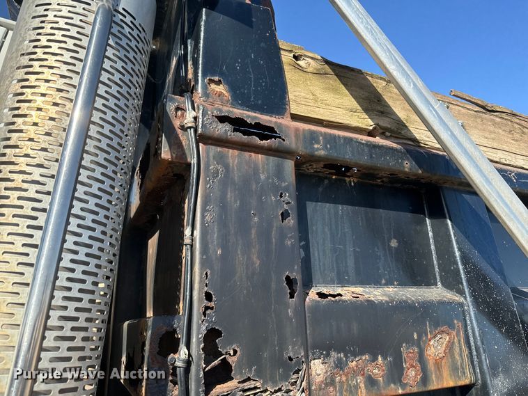 image for item NF9384 2006 Sterling  dump truck