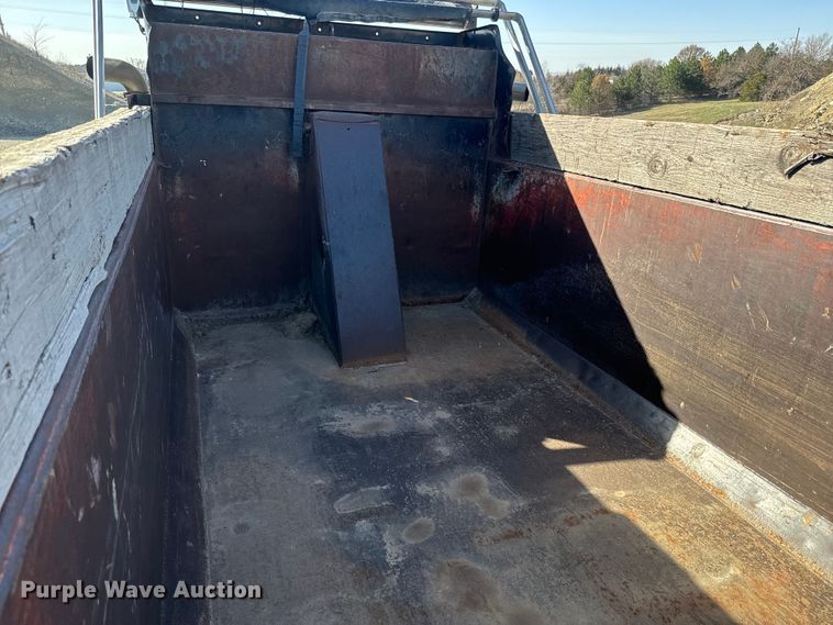 image for item NF9384 2006 Sterling  dump truck