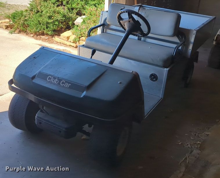 image for item NG9369 2007 Club Car  Carryall 2  golf cart