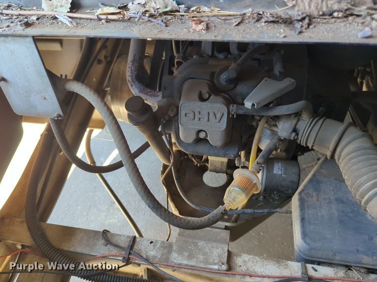 image for item NG9369 2007 Club Car  Carryall 2  golf cart