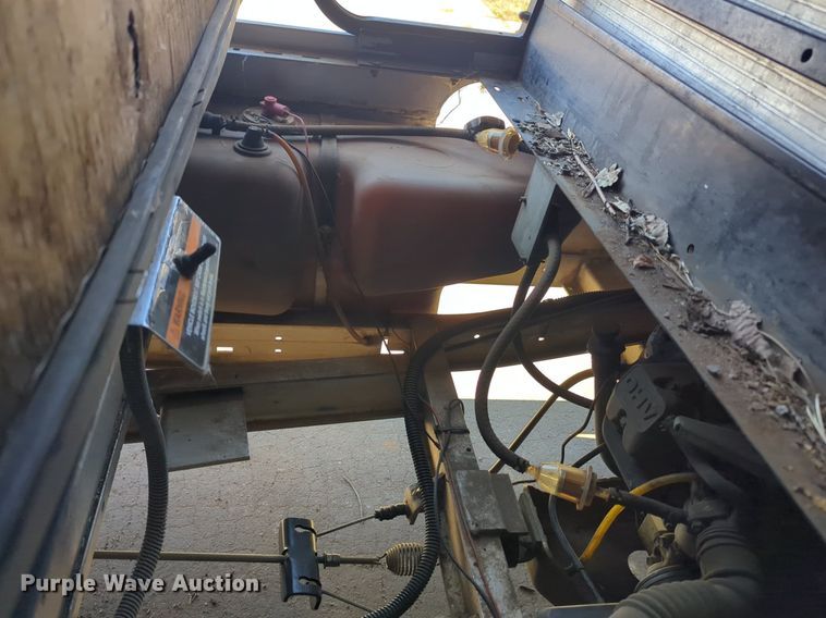 image for item NG9369 2007 Club Car  Carryall 2  golf cart