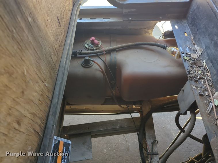 image for item NG9369 2007 Club Car  Carryall 2  golf cart