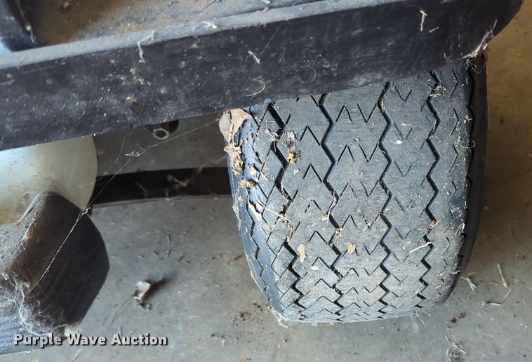 image for item NG9370 2012 Club Car Carryall 1 golf cart