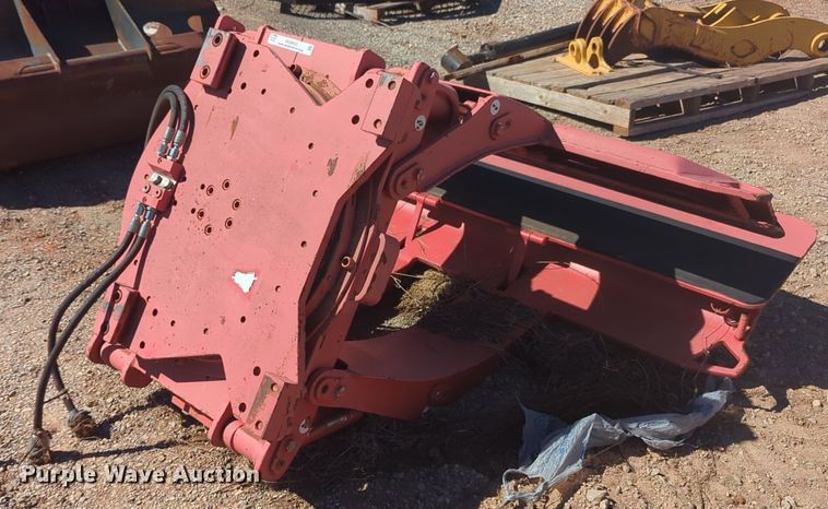 image for item NG9433 Bolzoni Auramo  excavator clamp