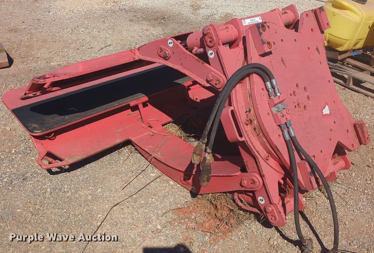 image for item NG9433 Bolzoni Auramo  excavator clamp