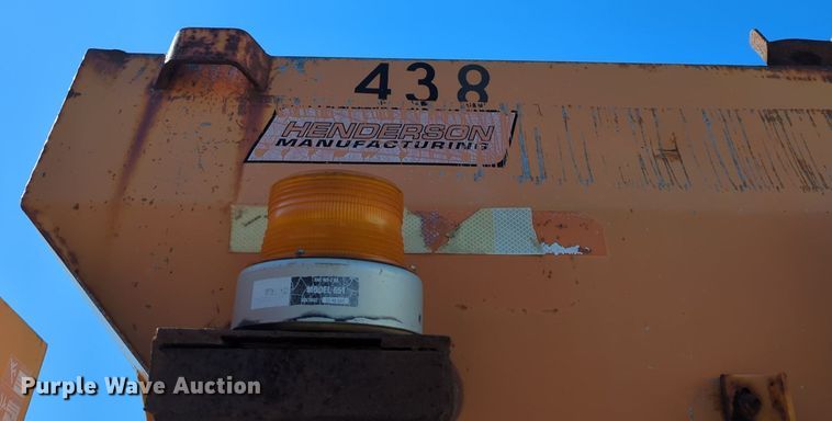 image for item NG9465 Henderson FSH10 spreader