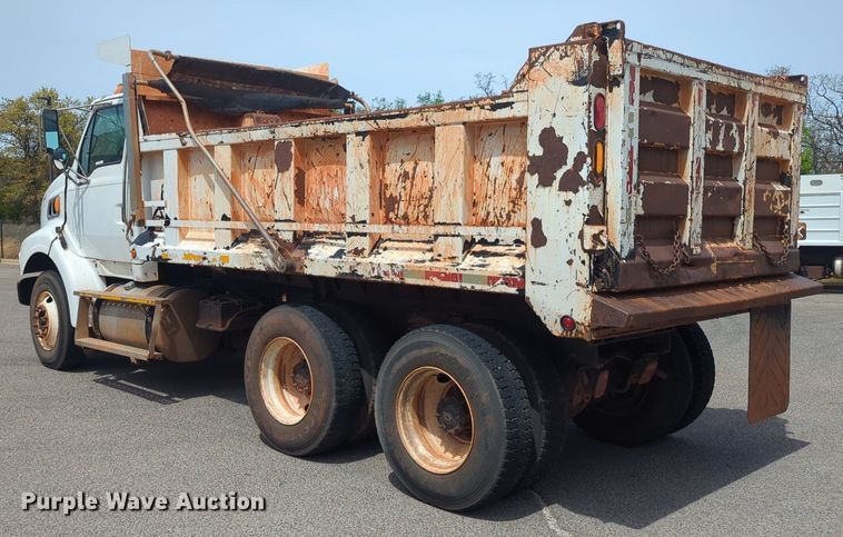 image for item NG9467 2009 Sterling L-Line dump truck