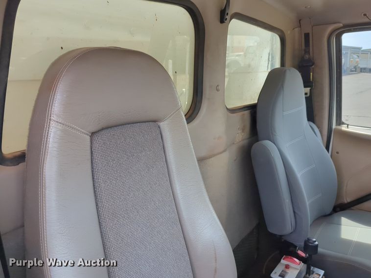 image for item NG9467 2009 Sterling L-Line dump truck