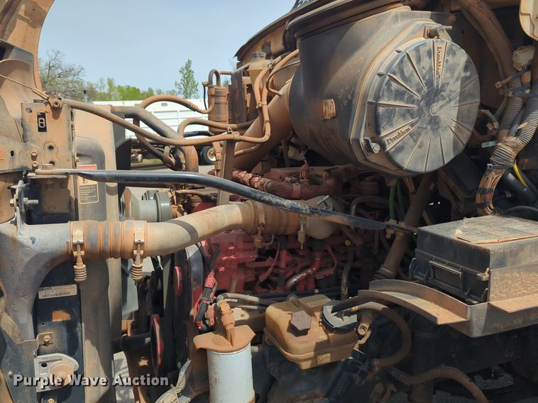 image for item NG9467 2009 Sterling L-Line dump truck