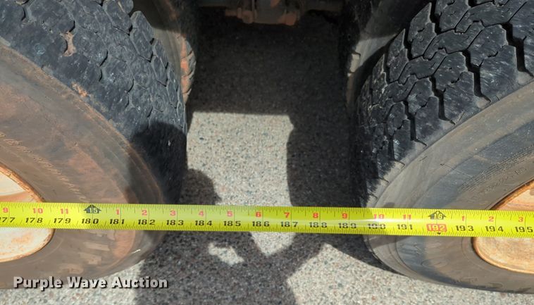 image for item NG9467 2009 Sterling L-Line dump truck