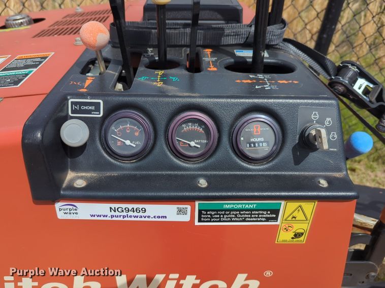 image for item NG9469 Ditch Witch 255SX vibratory cable plow