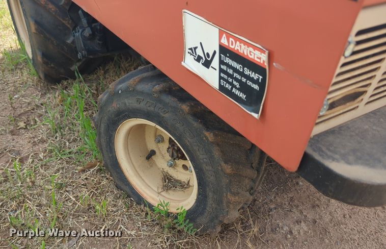 image for item NG9469 Ditch Witch 255SX vibratory cable plow